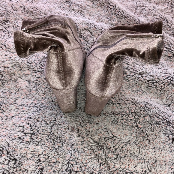 Steve Madden Lilac Velvet Booties - Picture 7 of 7